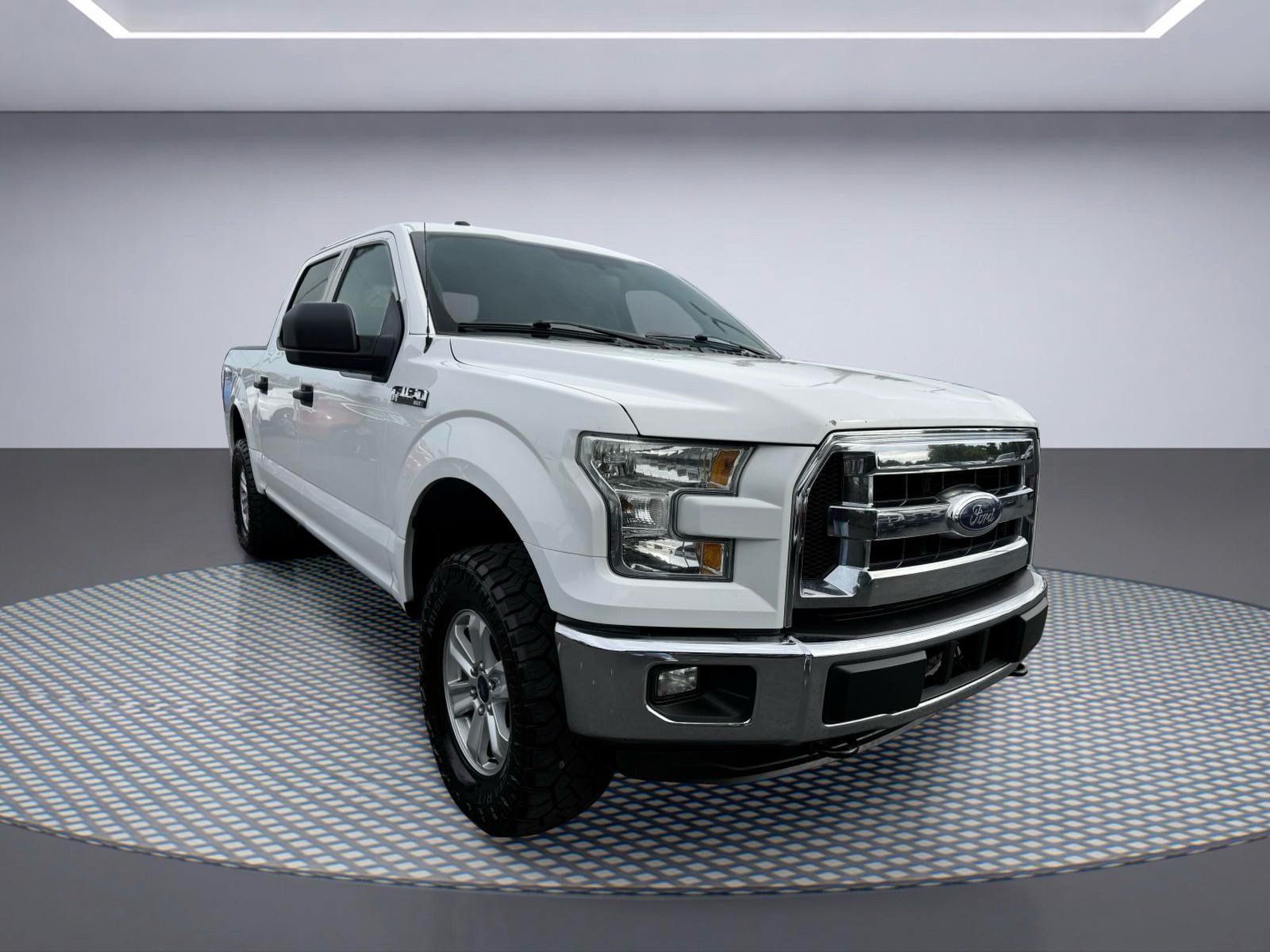 Used 2016 Ford F150 XLT AWD/4WD image 10