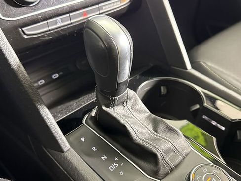 Used 2023 Volkswagen Atlas SEL image 28