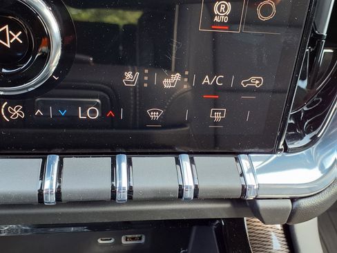 New 2026 GMC Yukon Elevation w/ Elevation Premium Package image 4