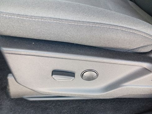 Used 2024 Ford F150 XLT w/ Mobile Office Package image 12