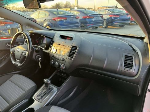 Used 2015 Kia Forte EX image 24
