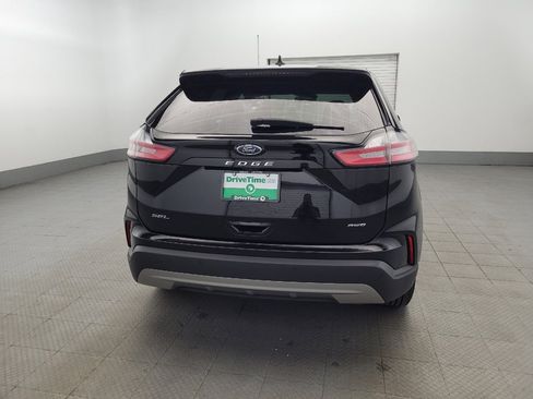 Used 2023 Ford Edge SEL image 7