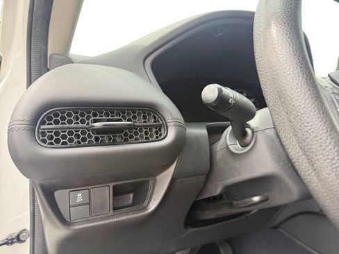 Certified 2024 Honda HR-V LX image 13