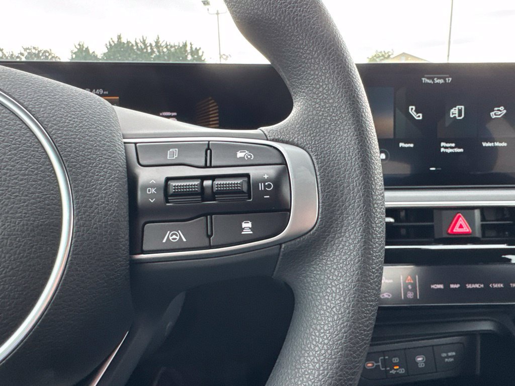 New 2026 Kia K5 LXS FWD image 16