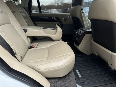 Used 2018 Land Rover Range Rover Long Wheelbase Supercharged image 18