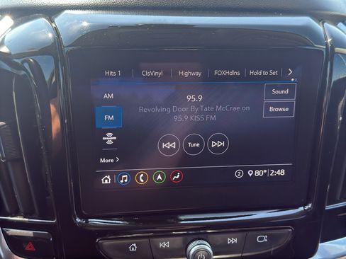 Used 2020 Chevrolet Traverse LT w/ LT Premium Package AWD/4WD image 19