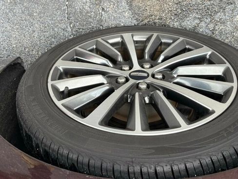 Used 2019 Lincoln MKZ Premiere image 5