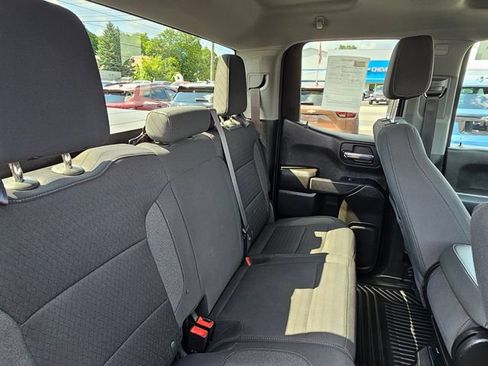 Used 2023 Chevrolet Silverado 1500 Custom AWD/4WD image 17