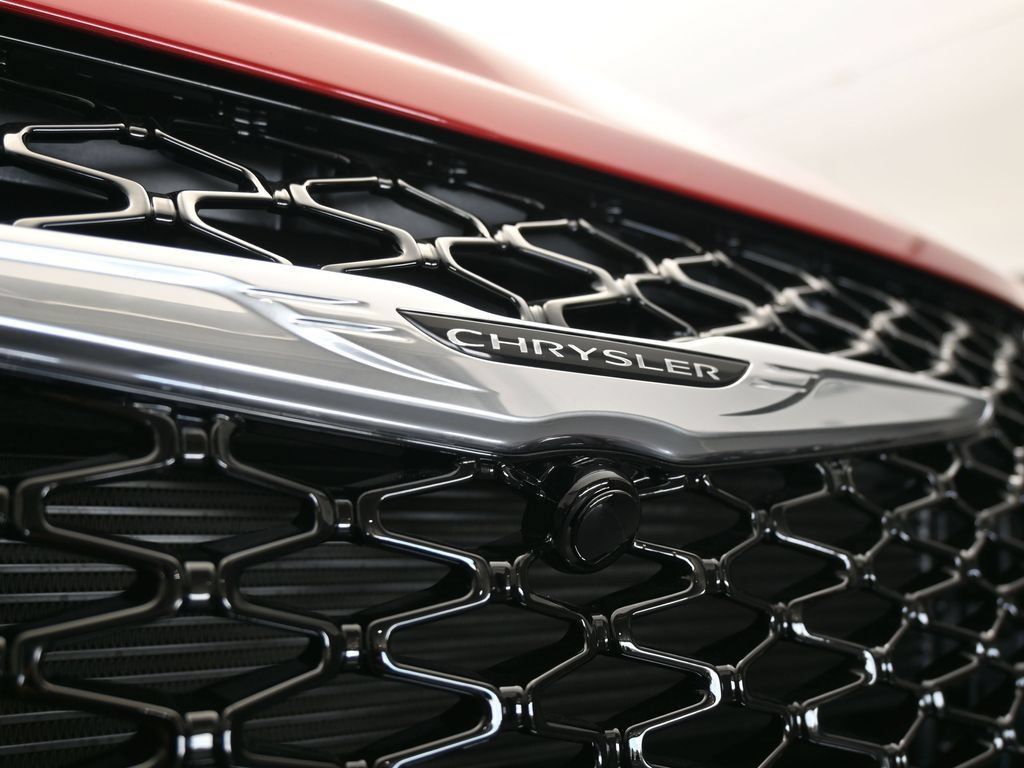 New 2026 Chrysler Pacifica Select FWD image 42