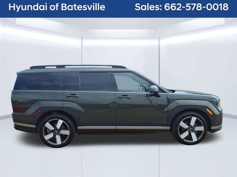 Used 2024 Hyundai Santa Fe Limited FWD image 6