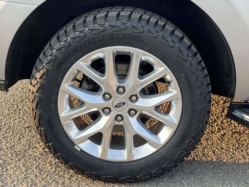 Used 2021 Ford Expedition XLT AWD/4WD image 9