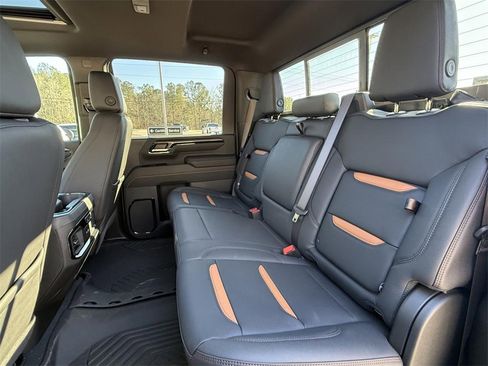 New 2026 GMC Sierra 2500 AT4 w/ AT4 Premium Plus Package image 6