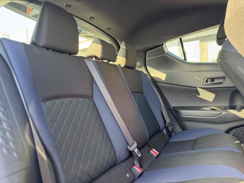 Used 2021 Toyota C-HR XLE image 14