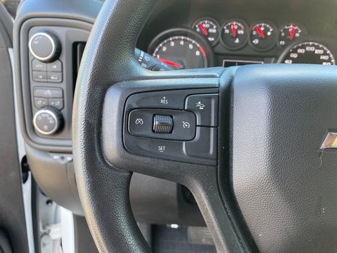 Used 2023 Chevrolet Silverado 1500 Custom image 16