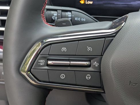New 2027 Chevrolet Traverse RS FWD image 17