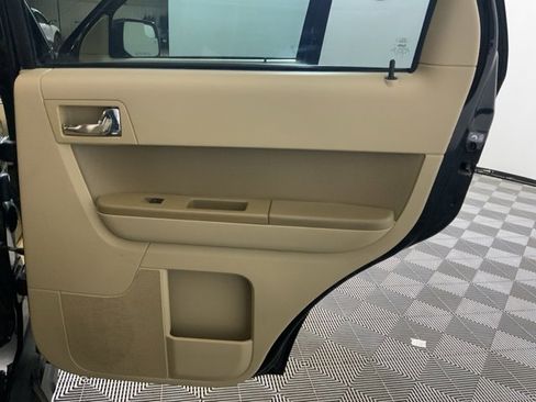 Used 2012 Ford Escape Limited image 28