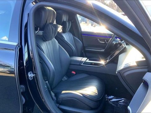 Certified 2022 Mercedes-Benz S 580 4MATIC Sedan image 7