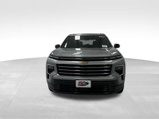 New 2026 Chevrolet Traverse High Country w/ LPO, Floor Liner Package AWD/4WD video 2