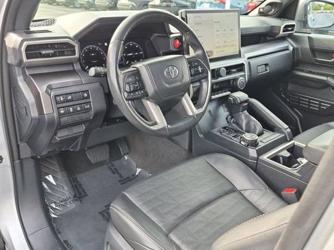 Certified 2025 Toyota 4Runner TRD Off-Road Premium AWD/4WD image 4