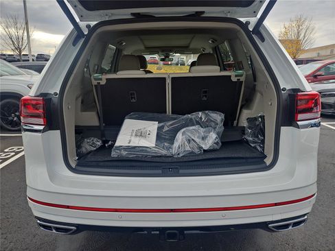 New 2026 Volkswagen Atlas SEL Premium R-Line image 5