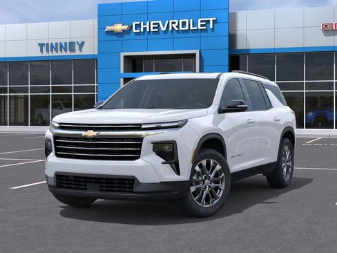 New 2026 Chevrolet Traverse LT w/ Enhanced Driving Package image 6