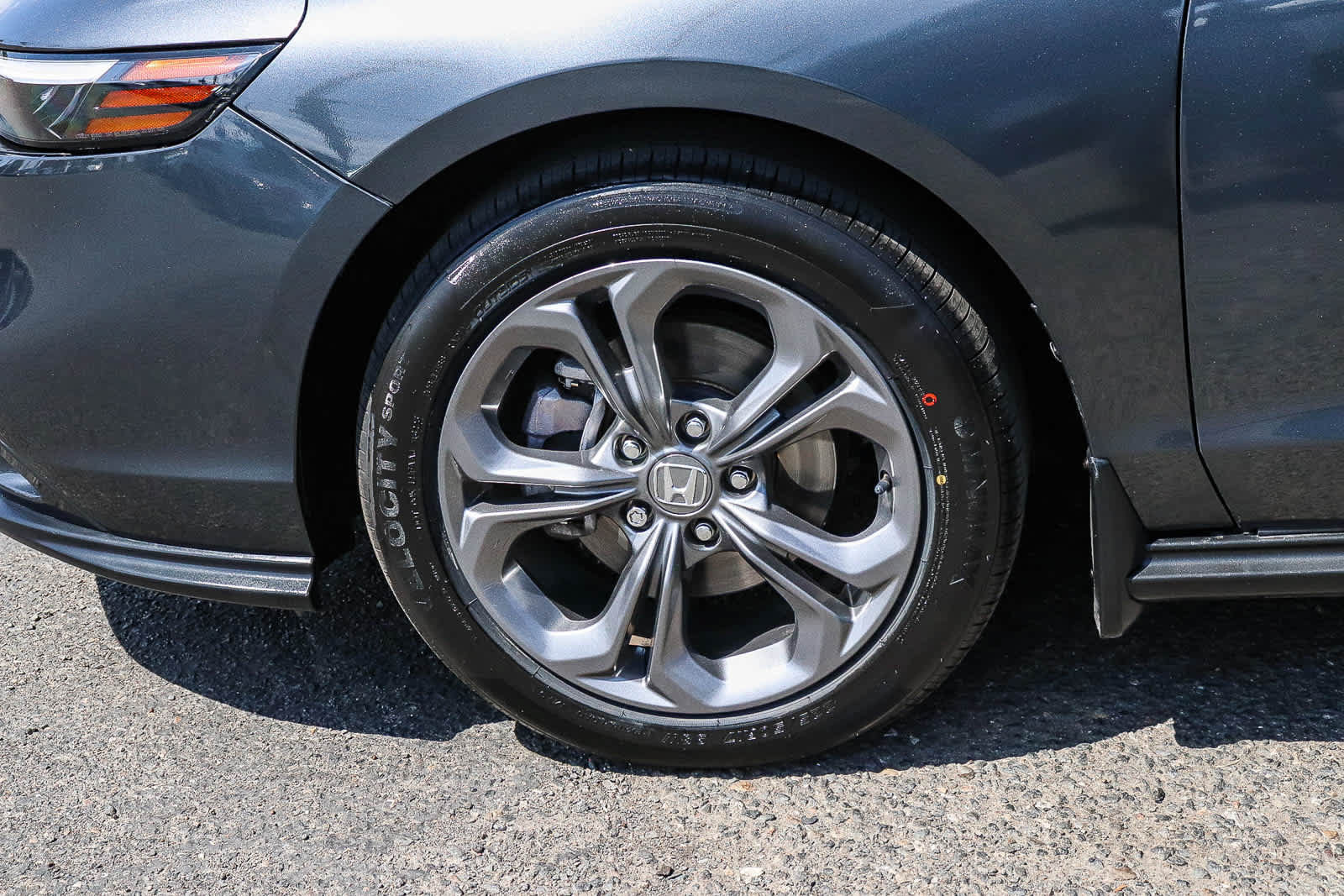 Used 2023 Honda Accord EX image 14