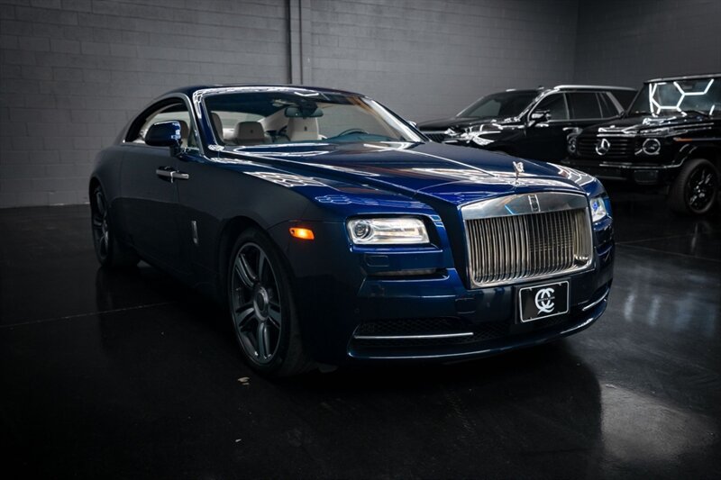 Used 2015 Rolls-Royce Wraith RWD image 3