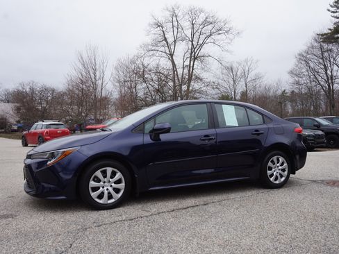 Used 2024 Toyota Corolla LE FWD image 8