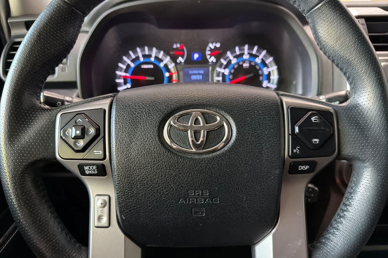 Used 2018 Toyota 4Runner 4WD image 25