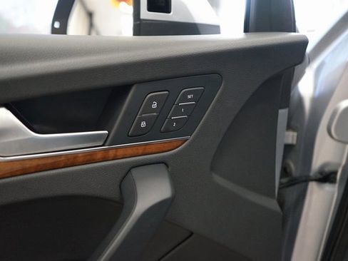 Used 2022 Audi Q5 2.0T Premium Plus image 29