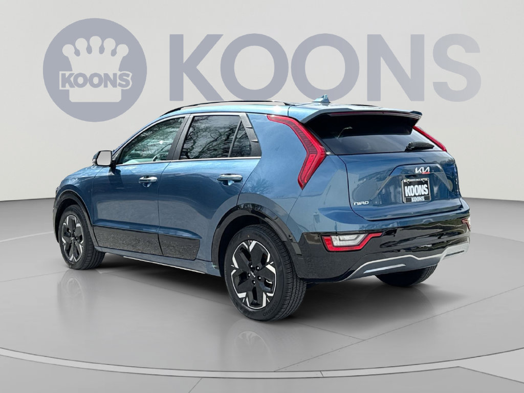 Used 2025 Kia Niro Wave w/ Wave Preserve Package FWD image 4