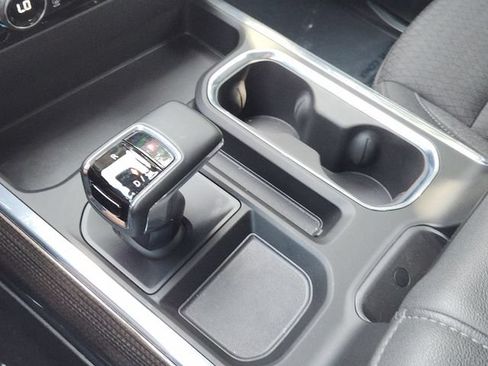 Used 2025 Chevrolet Silverado 1500 LT Trail Boss w/ Convenience Package II AWD/4WD image 22