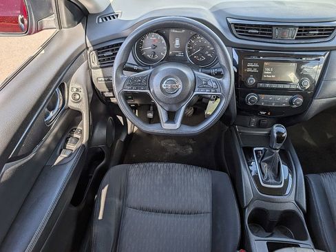 Used 2017 Nissan Rogue S image 24