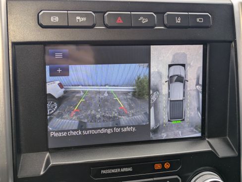 Used 2021 Ford F250 Platinum w/ FX4 Off-Road Package AWD/4WD image 23