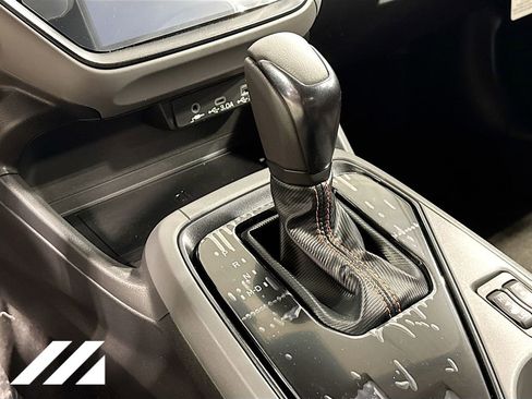 Used 2025 Subaru Crosstrek 2.5i Limited w/ Popular Package #3A image 17