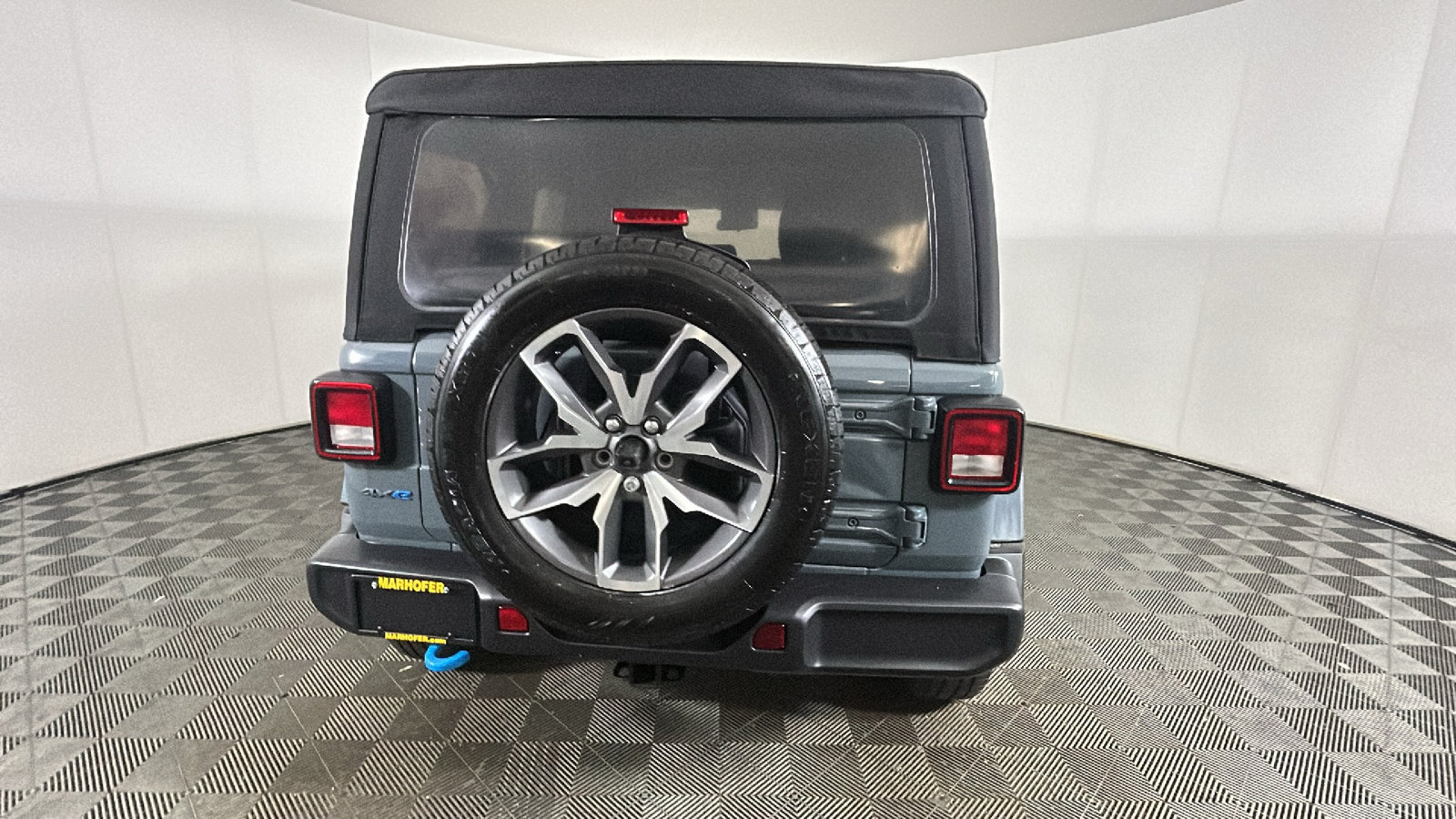Used 2024 Jeep Wrangler Unlimited AWD/4WD image 4