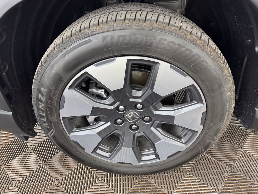 Used 2026 Honda Pilot Elite image 32