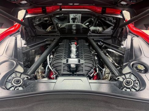 Used 2025 Chevrolet Corvette Z06 RWD image 7