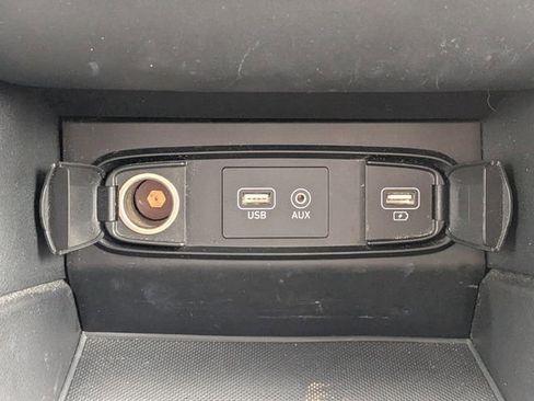 Used 2020 Hyundai Santa Fe SE FWD image 21