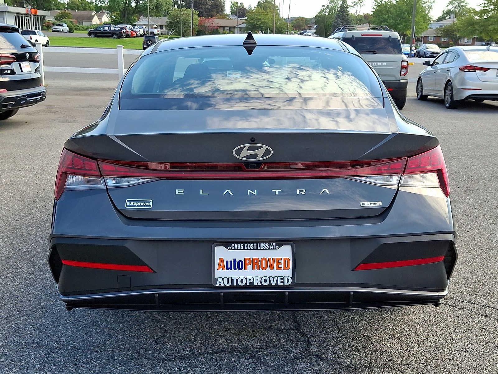 Used 2026 Hyundai Elantra Hybrid FWD image 5