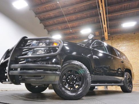 Used 2019 Chevrolet Tahoe 4WD PPV Police Red/Blue Visor w/ Remote Keyless Entry Package image 3