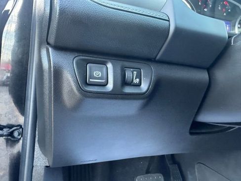 Used 2021 GMC Acadia SLE w/ Driver Convenience Package image 23