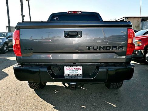 Used 2017 Toyota Tundra SR5 w/ SR5 Upgrade Package AWD/4WD image 7