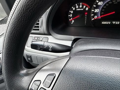 Used 2005 Honda Odyssey EX image 27