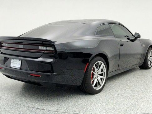 Used 2024 Dodge Charger Daytona Scat Pack w/ Plus Group image 5