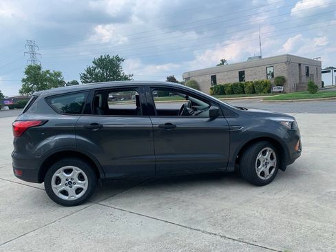 Used 2019 Ford Escape S FWD image 10