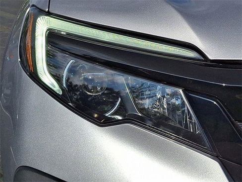 Used 2022 Honda Pilot Special Edition image 9