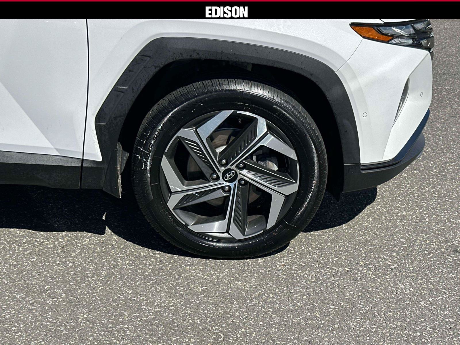 Used 2024 Hyundai Tucson Limited AWD/4WD image 6