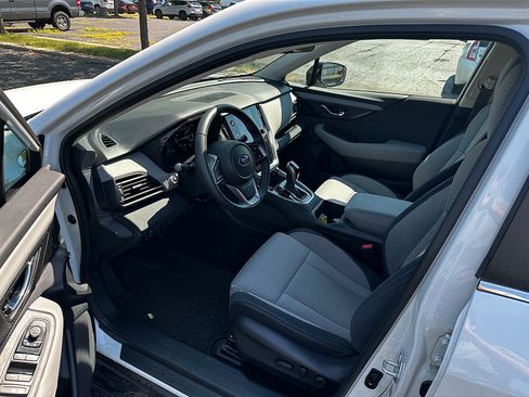 Certified 2025 Subaru Outback Premium AWD/4WD image 15