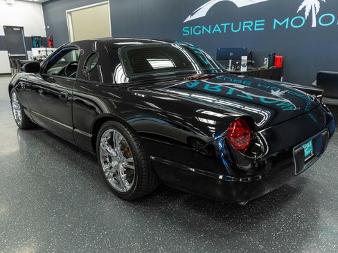 Used 2002 Ford Thunderbird RWD image 7